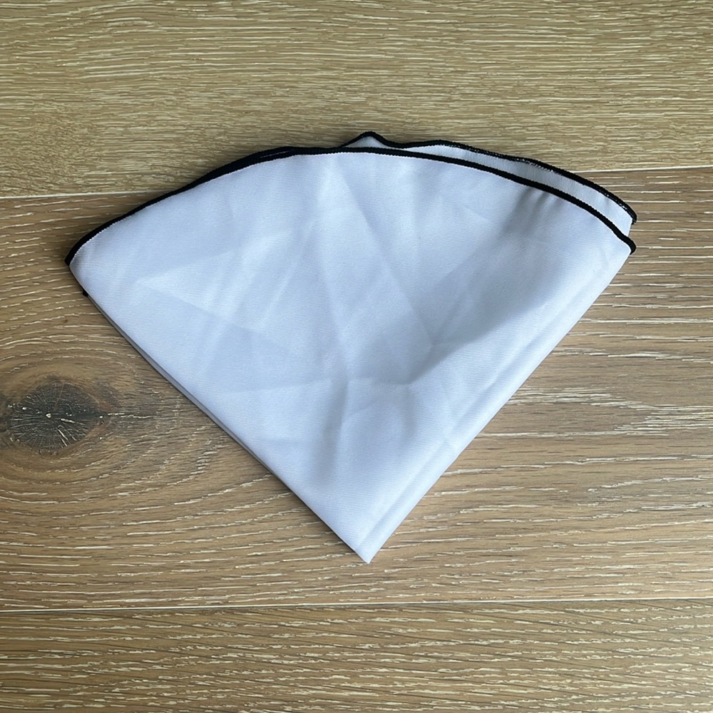 White Pocket Circle with Black Trim